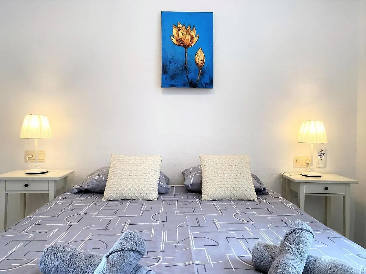 Naricha 3 Apartments Casasol Нерха